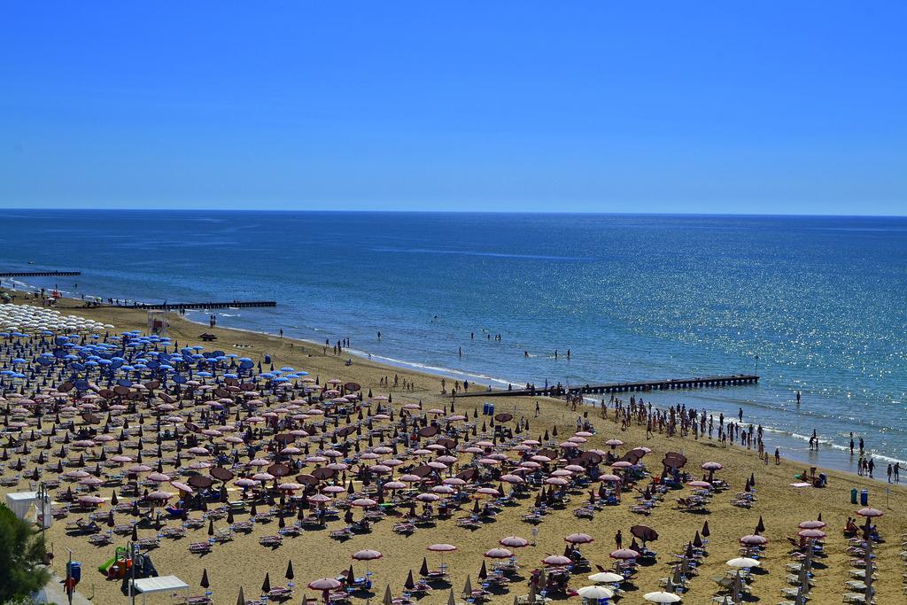 Albergo Ridente ليدو دي يسولو المظهر الخارجي الصورة